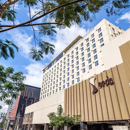 Seda Manila Bay Hotel Paranaque City Екстериор снимка