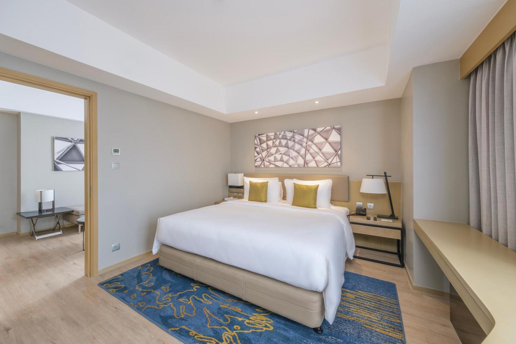 Seda Manila Bay Hotel Paranaque City Екстериор снимка