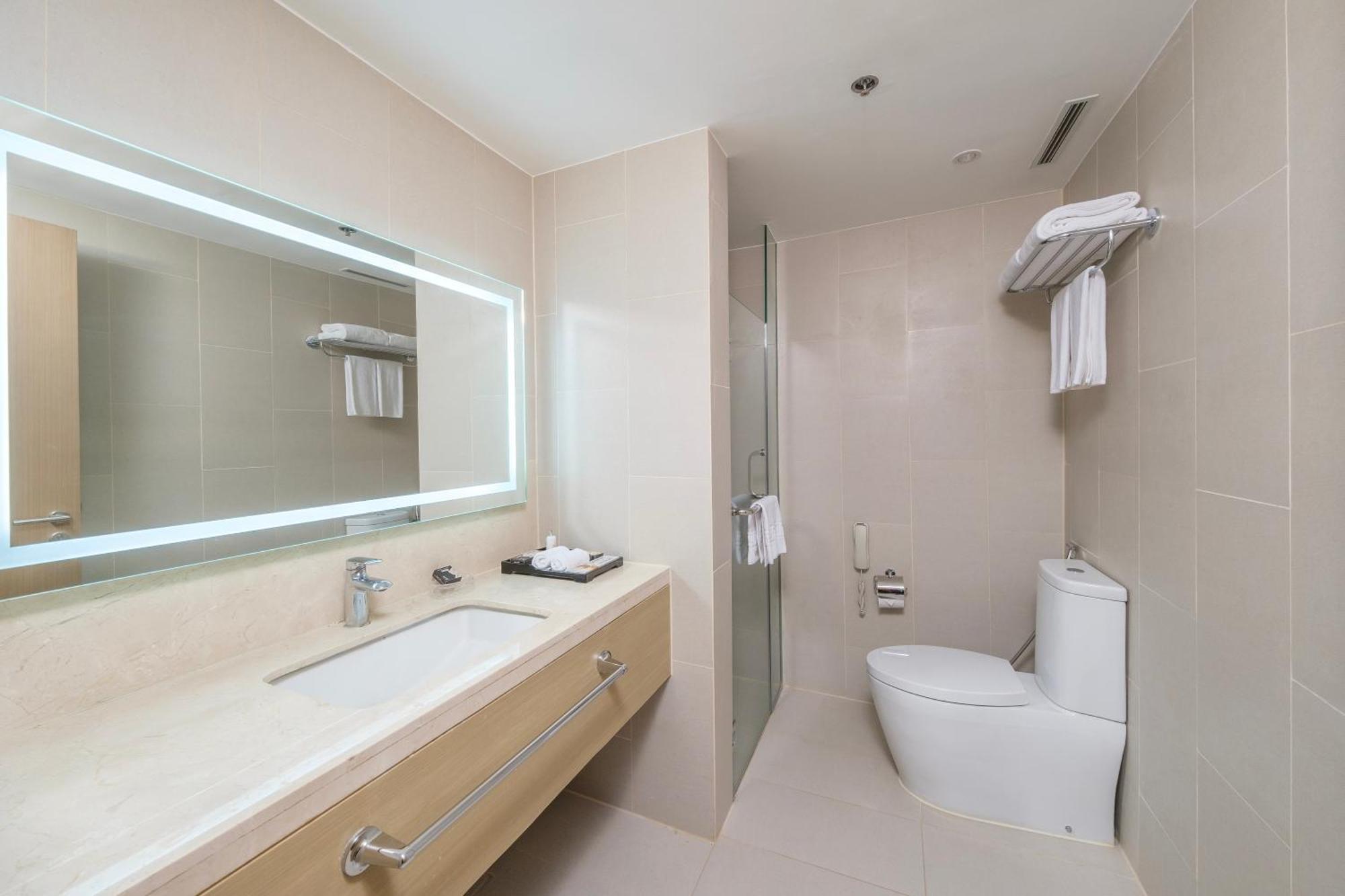 Seda Manila Bay Hotel Paranaque City Екстериор снимка
