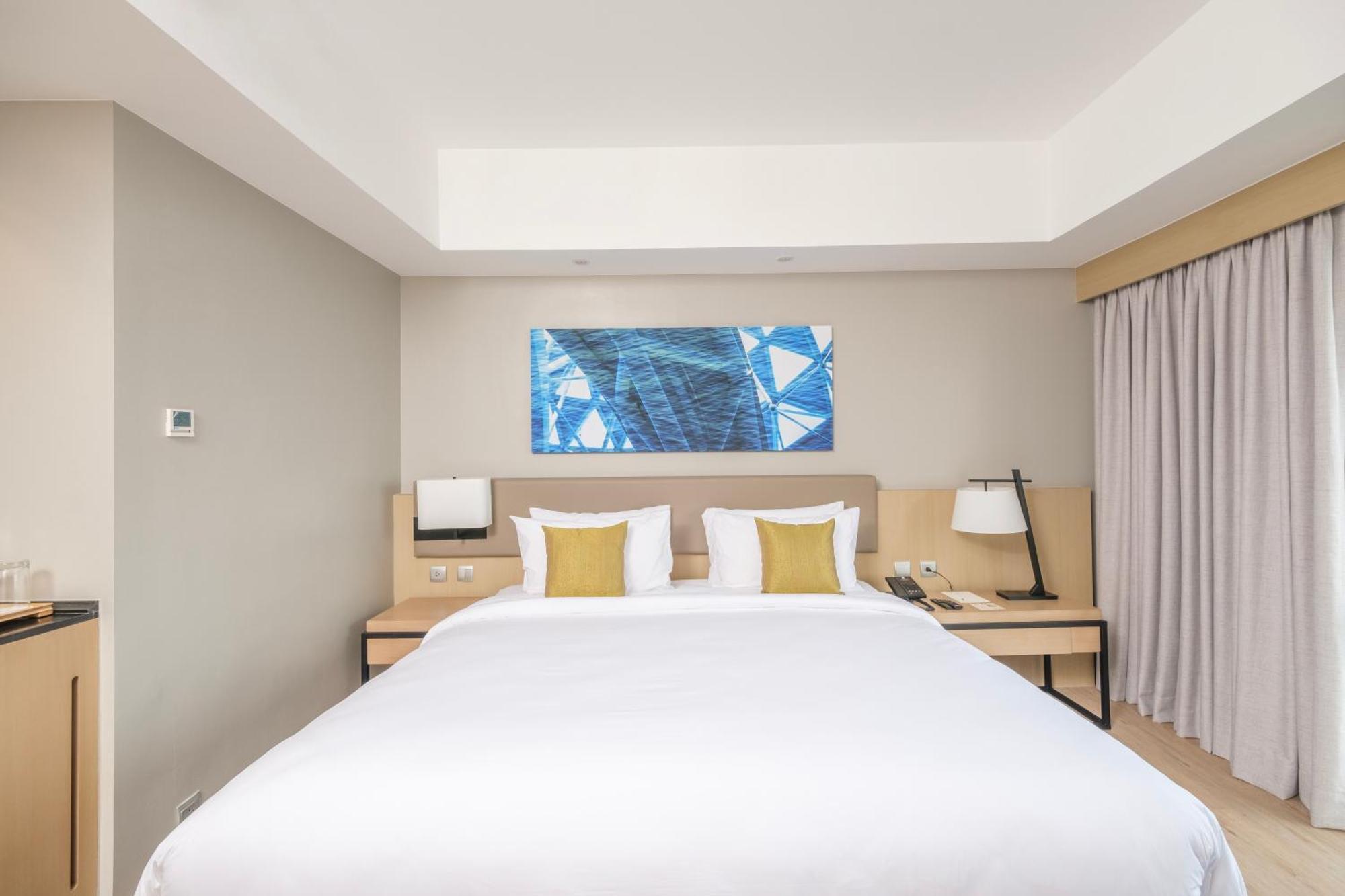 Seda Manila Bay Hotel Paranaque City Екстериор снимка