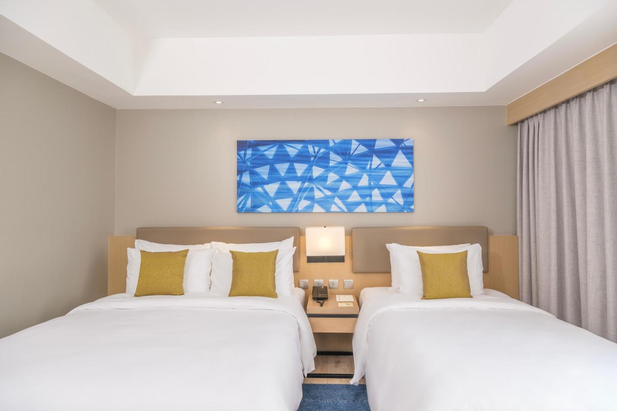 Seda Manila Bay Hotel Paranaque City Екстериор снимка